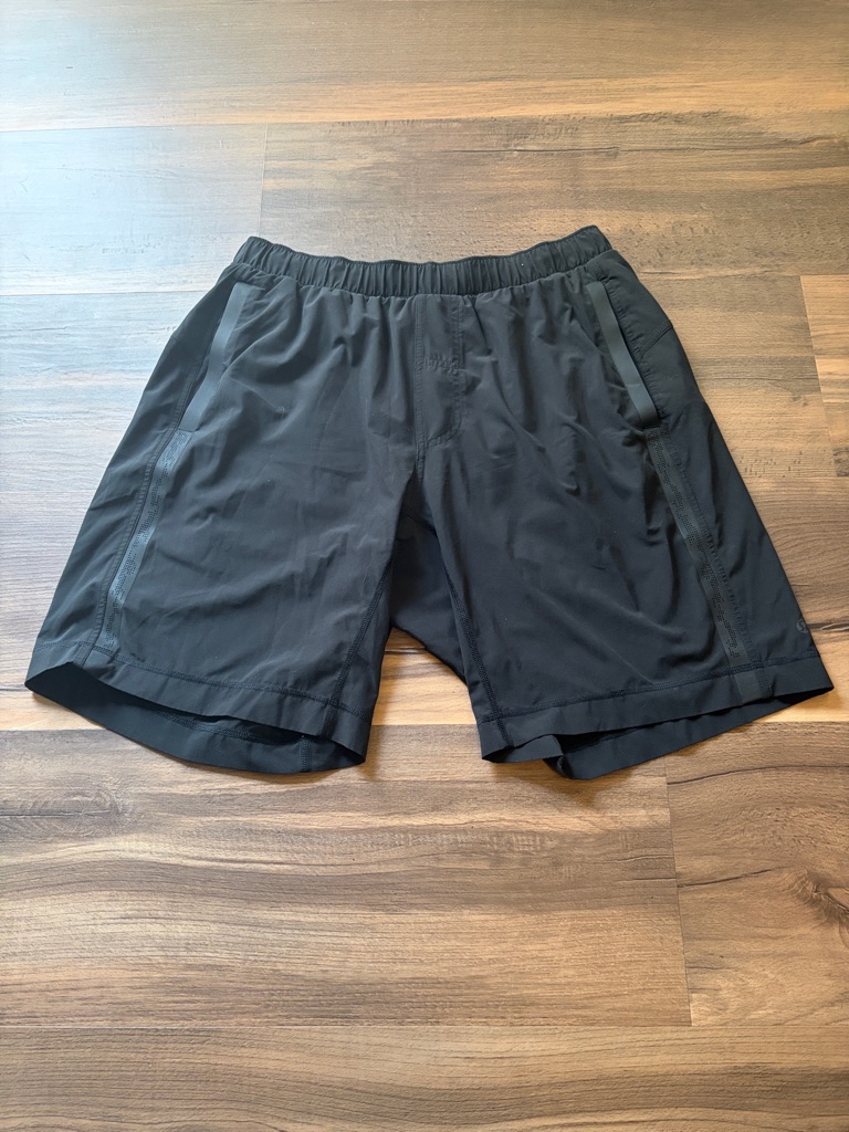 Lululemon Athletica Men's Black Running Shorts *No Size Tag*